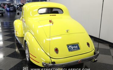 Pontiac-Coupe-Coupe-1935-Yellow-Gray-35406-7