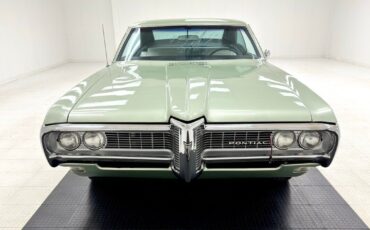 Pontiac-Executive-1968-Green-White-25104-7