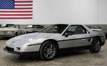 Pontiac Fiero  1986