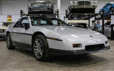 Pontiac-Fiero-1986-Gray-Gray-206479-9