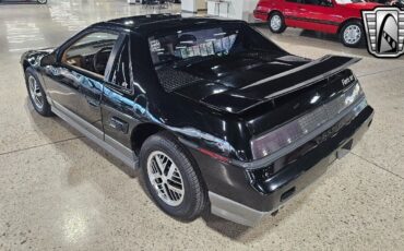 Pontiac-Fiero-Cabriolet-1985-Black-Tan-43605-3