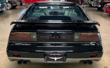 Pontiac-Fiero-Coupe-1986-Black-Gray-59787-3