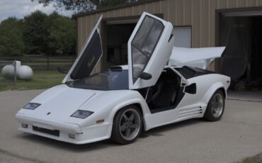 Pontiac-Fiero-Coupe-1986-White-88514-12