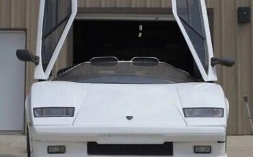 Pontiac-Fiero-Coupe-1986-White-88514-2