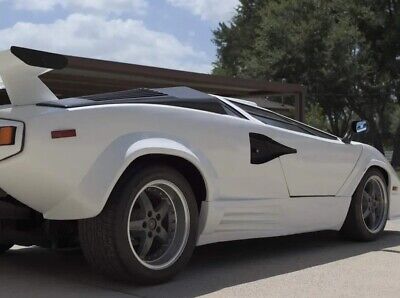 Pontiac-Fiero-Coupe-1986-White-88514-5