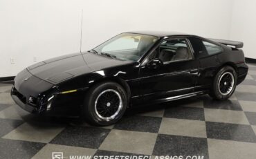 Pontiac-Fiero-Coupe-1988-Black-Gray-105544-5