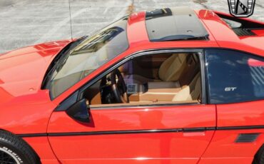 Pontiac-Fiero-Coupe-1988-Red-Tan-98788-10