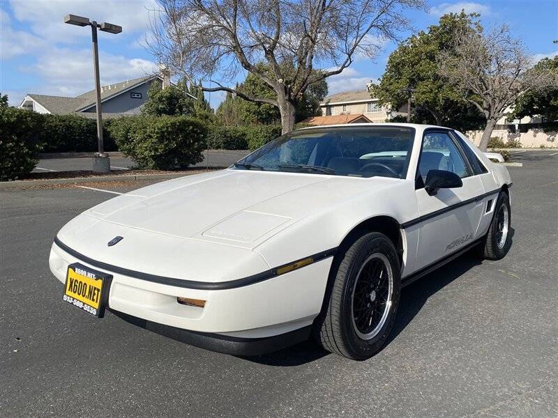 Pontiac-Fiero-formula-1988-white-213807-11