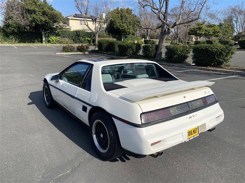 Pontiac-Fiero-formula-1988-white-213807-19