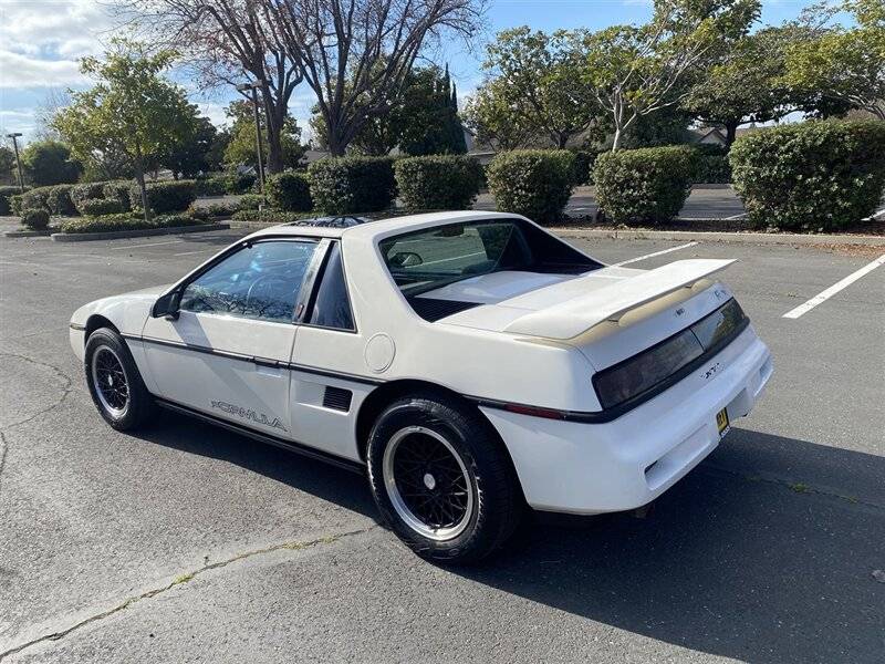 Pontiac-Fiero-formula-1988-white-213807-21