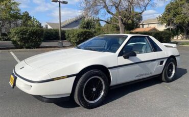 Pontiac-Fiero-formula-1988-white-213807-9