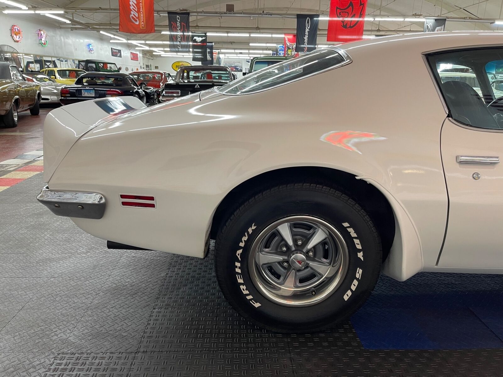 Pontiac-Firebird-1971-White-Black-6999-29