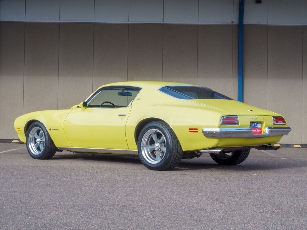 Pontiac-Firebird-1973-Yellow-White-1941-1