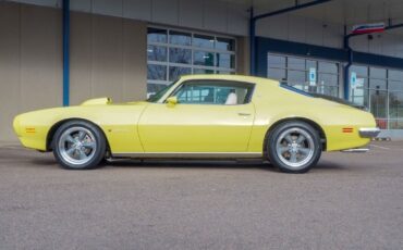 Pontiac-Firebird-1973-Yellow-White-1941-10