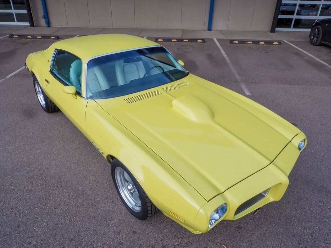 Pontiac-Firebird-1973-Yellow-White-1941-11