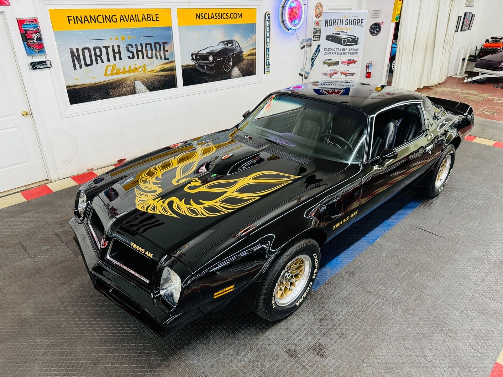 Pontiac-Firebird-1976-Black-Black-87280-29