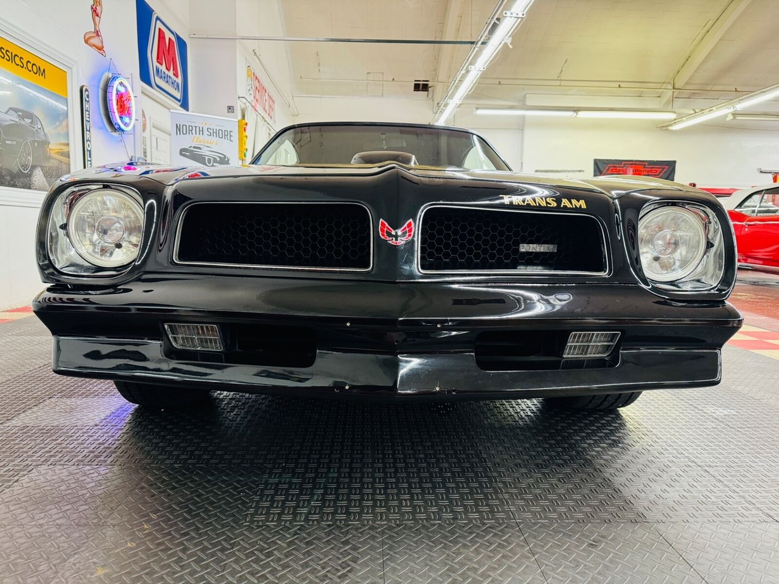 Pontiac-Firebird-1976-Black-Black-87280-6