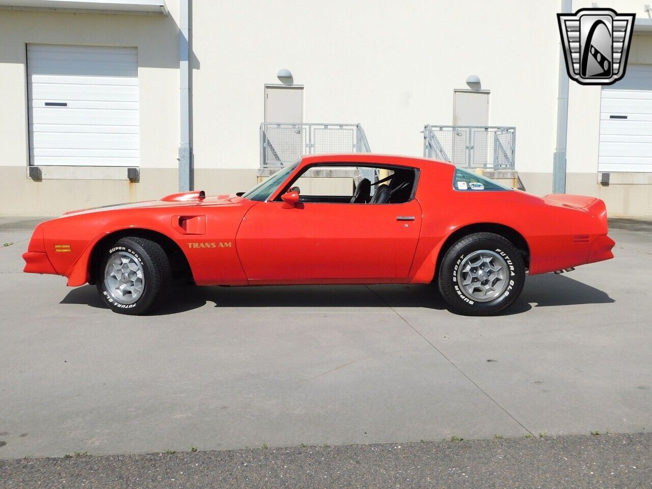 Pontiac-Firebird-1976-Red-Black-115137-5