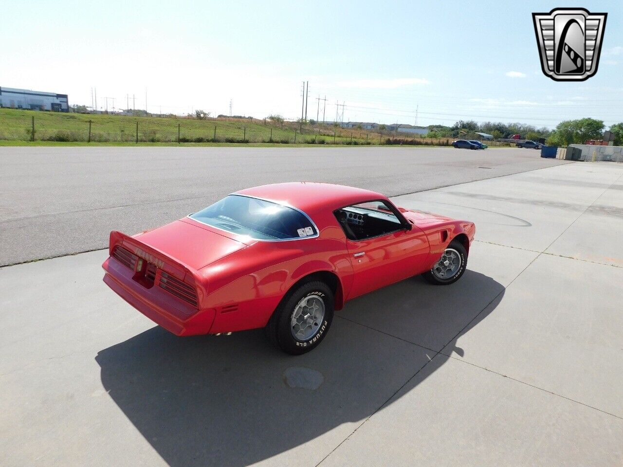 Pontiac-Firebird-1976-Red-Black-115137-7