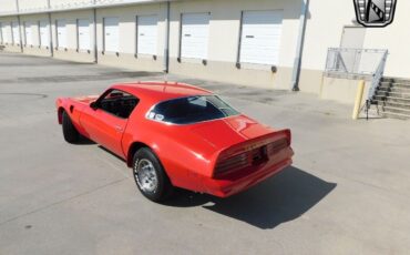 Pontiac-Firebird-1976-Red-Black-115137-8