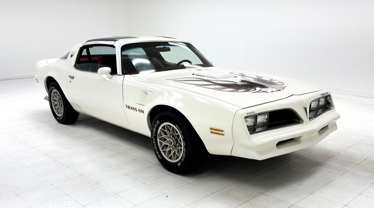 Pontiac-Firebird-1977-White-Red-23406-7