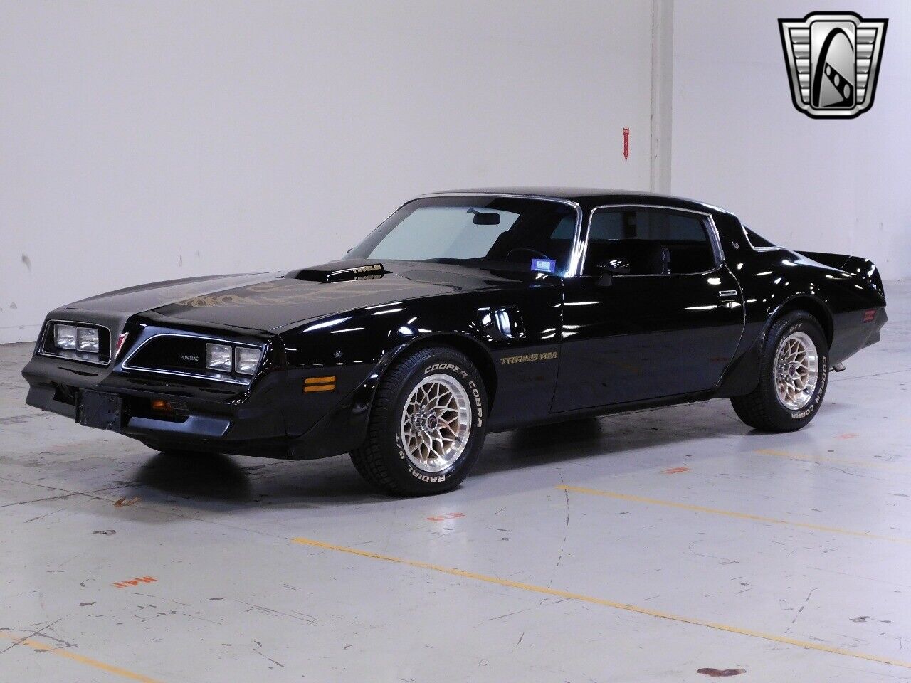 Pontiac-Firebird-1978-Black-Black-34668-2