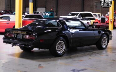 Pontiac-Firebird-1978-Black-Black-34668-4