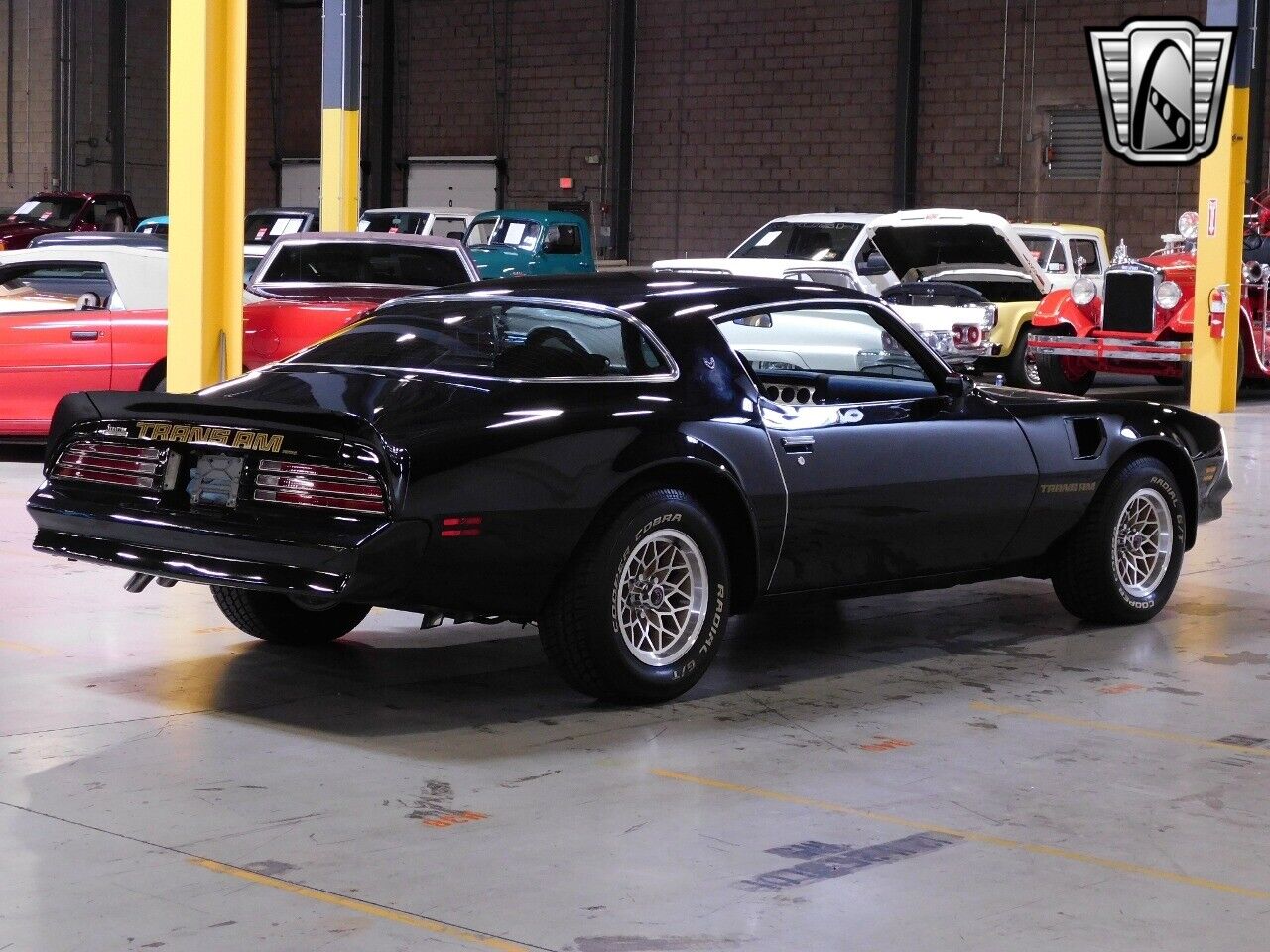 Pontiac-Firebird-1978-Black-Black-34668-4