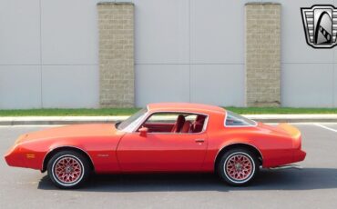 Pontiac-Firebird-1979-Red-Red-3945-3