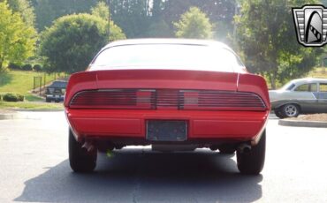 Pontiac-Firebird-1979-Red-Red-3945-4