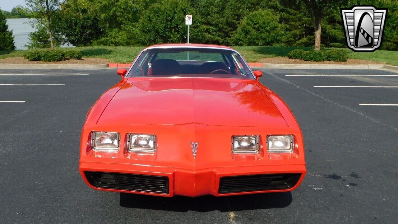 Pontiac-Firebird-1979-Red-Red-3945-8