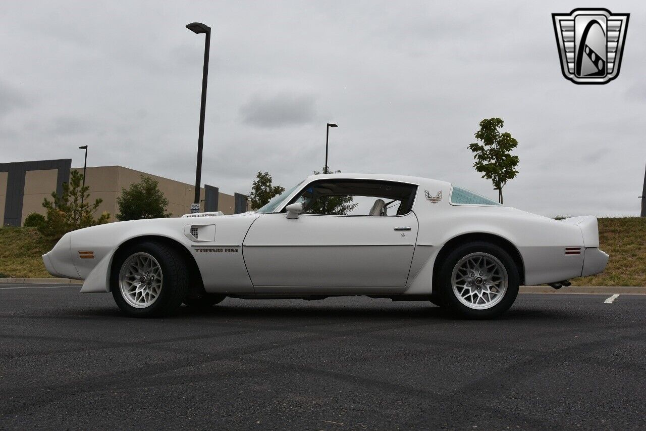 Pontiac-Firebird-1979-White-White-70793-3