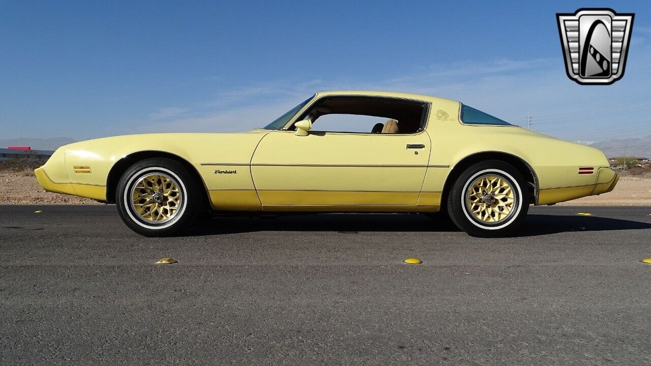 Pontiac-Firebird-1980-Yellow-Tan-129898-2