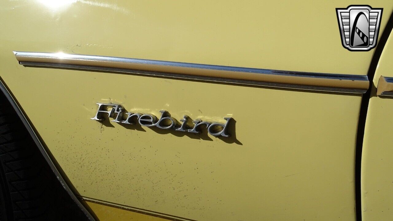 Pontiac-Firebird-1980-Yellow-Tan-129898-3