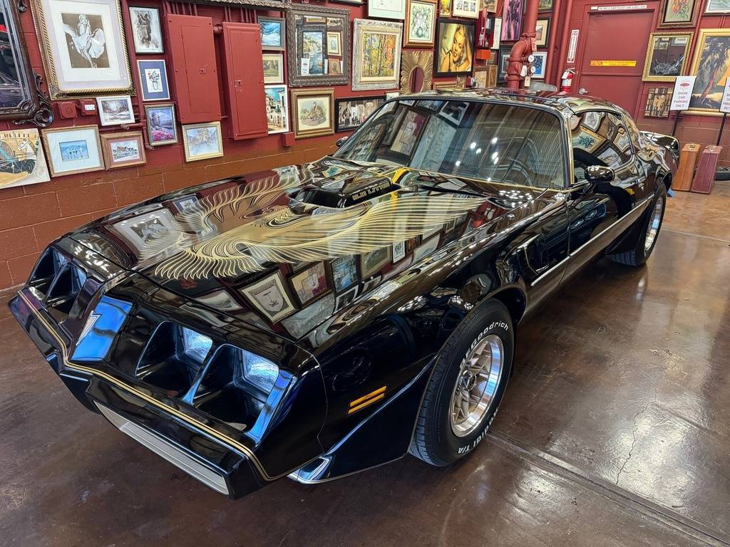 Pontiac-Firebird-1981-black-76448-6