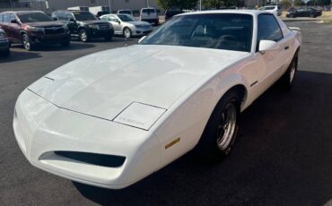 Pontiac-Firebird-1992-white-110542-3