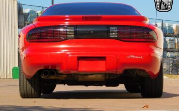 Pontiac-Firebird-1994-Red-Gray-79708-4