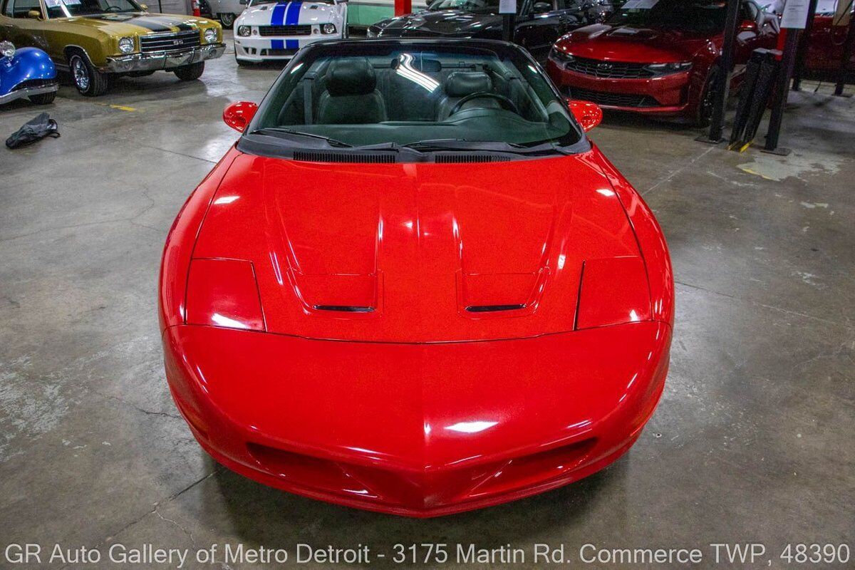 Pontiac-Firebird-1995-Red-Black-86111-10