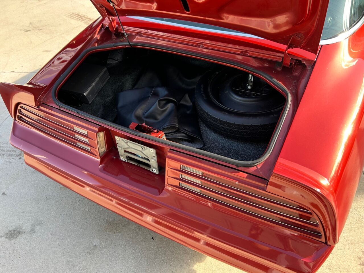 Pontiac-Firebird-Cabriolet-1976-Red-Black-100317-5