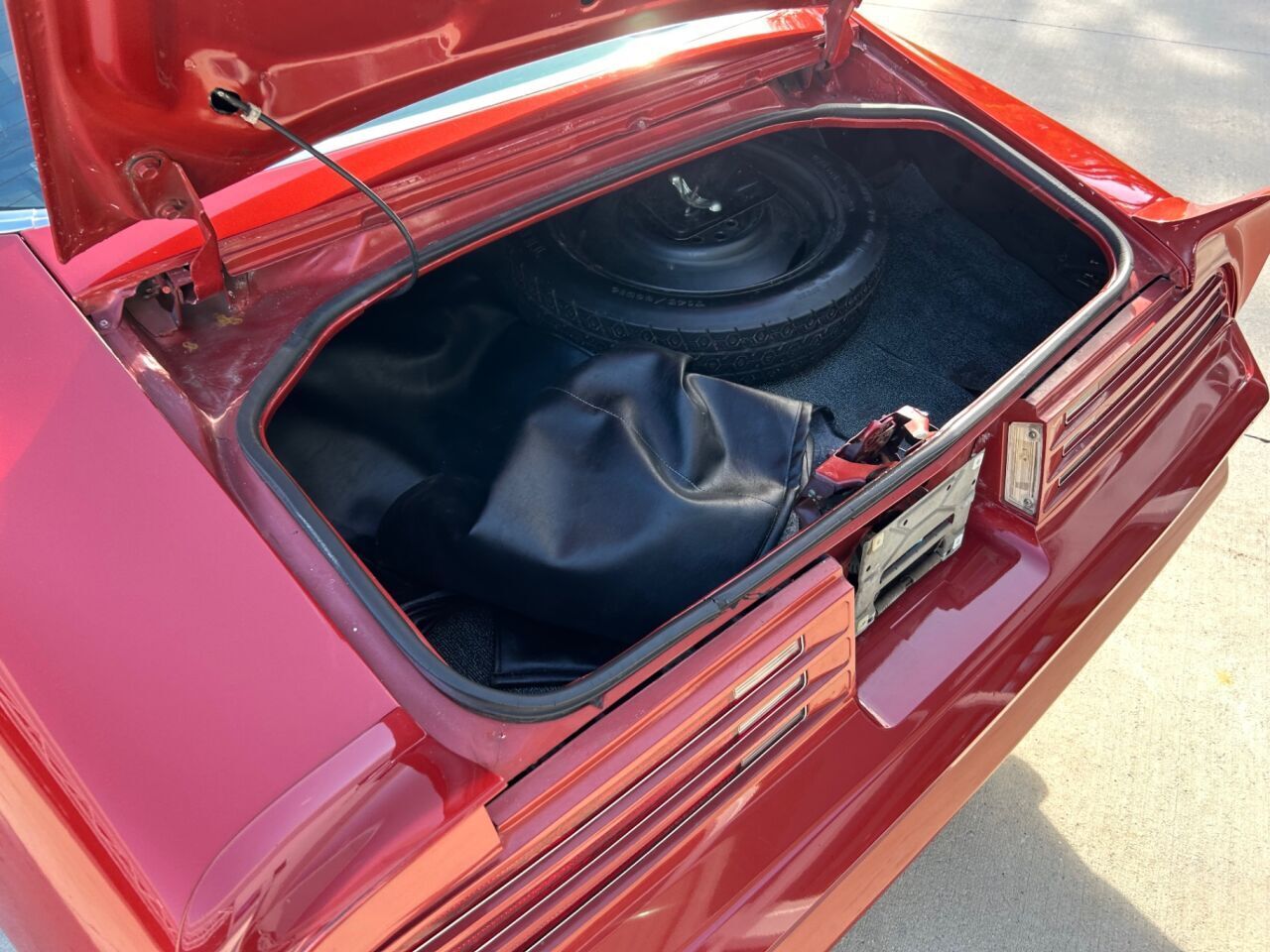 Pontiac-Firebird-Cabriolet-1976-Red-Black-100317-7