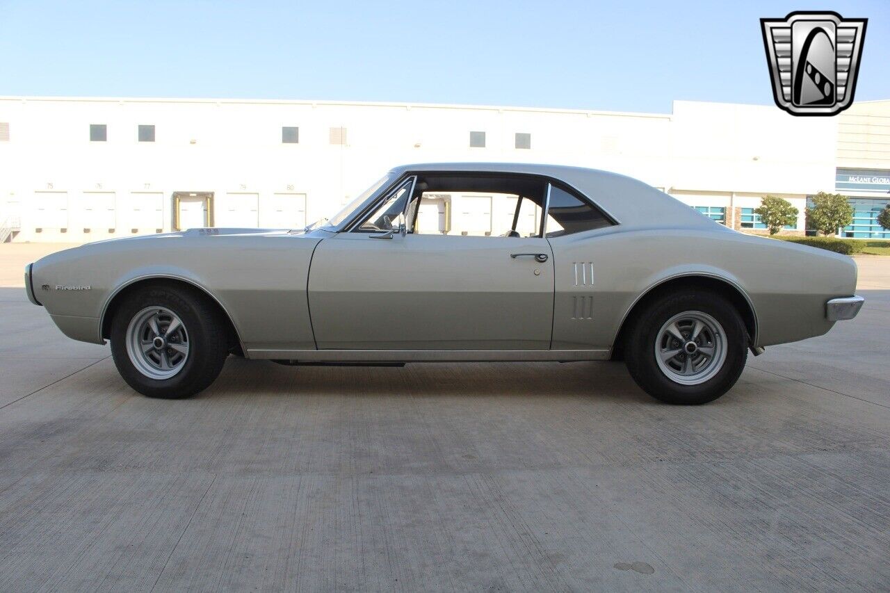 Pontiac-Firebird-Coupe-1967-Silver-Blue-120001-29