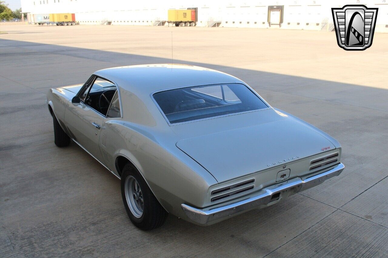 Pontiac-Firebird-Coupe-1967-Silver-Blue-120001-30