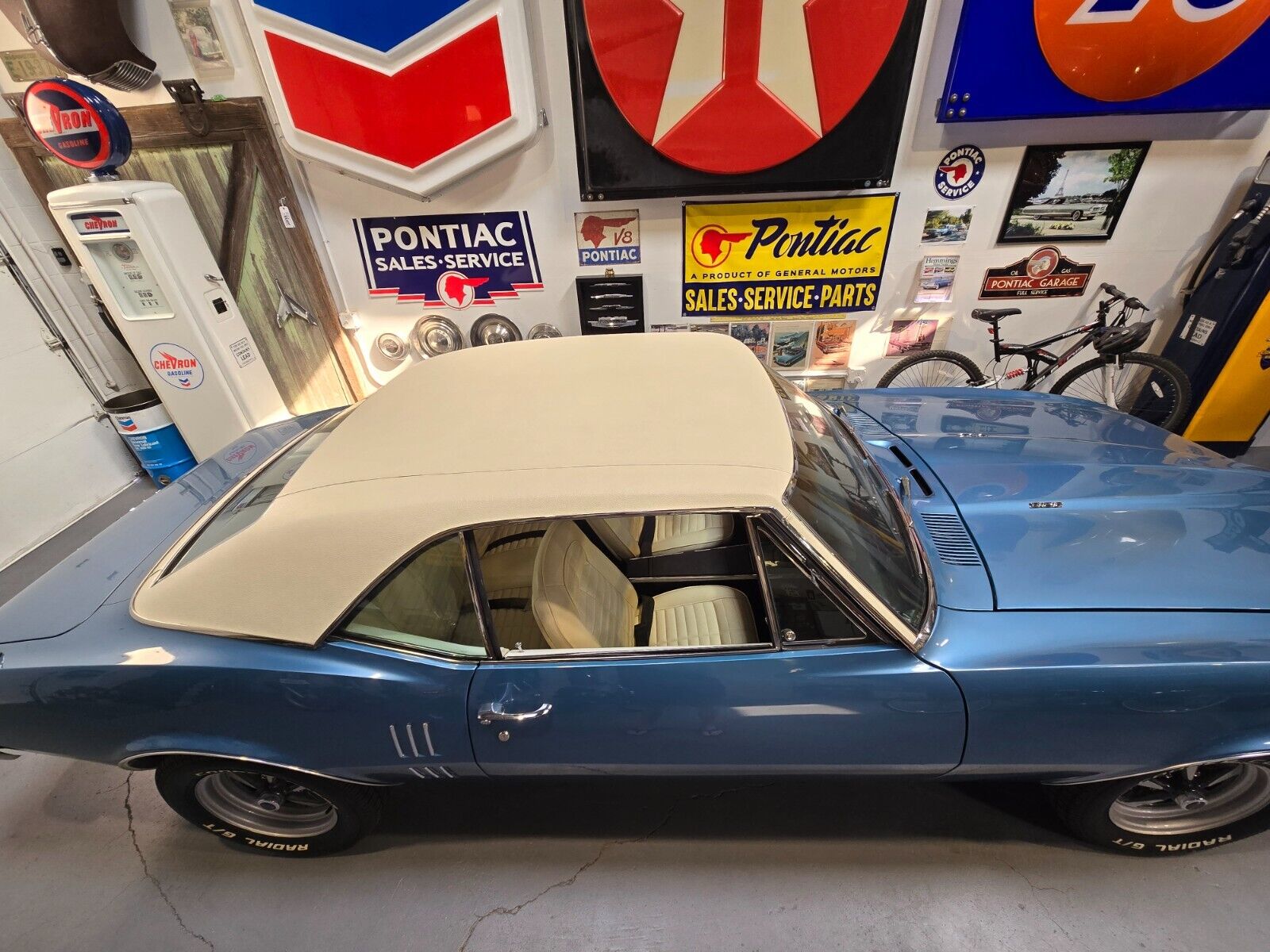 Pontiac-Firebird-Coupe-1967-Tyrol-Blue-Parchment-151278-5