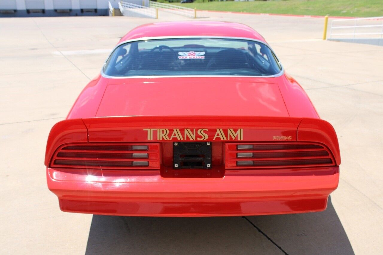 Pontiac-Firebird-Coupe-1977-Red-Black-39900-4