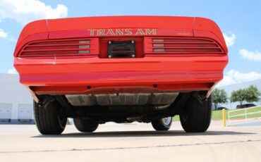 Pontiac-Firebird-Coupe-1977-Red-Black-39900-6