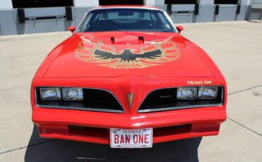 Pontiac-Firebird-Coupe-1977-Red-Black-39900-7