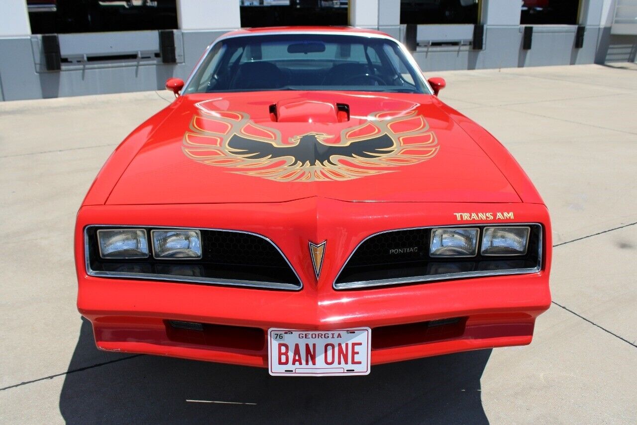 Pontiac-Firebird-Coupe-1977-Red-Black-39900-7