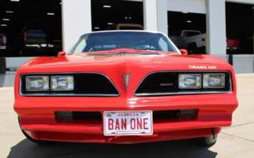 Pontiac-Firebird-Coupe-1977-Red-Black-39900-8