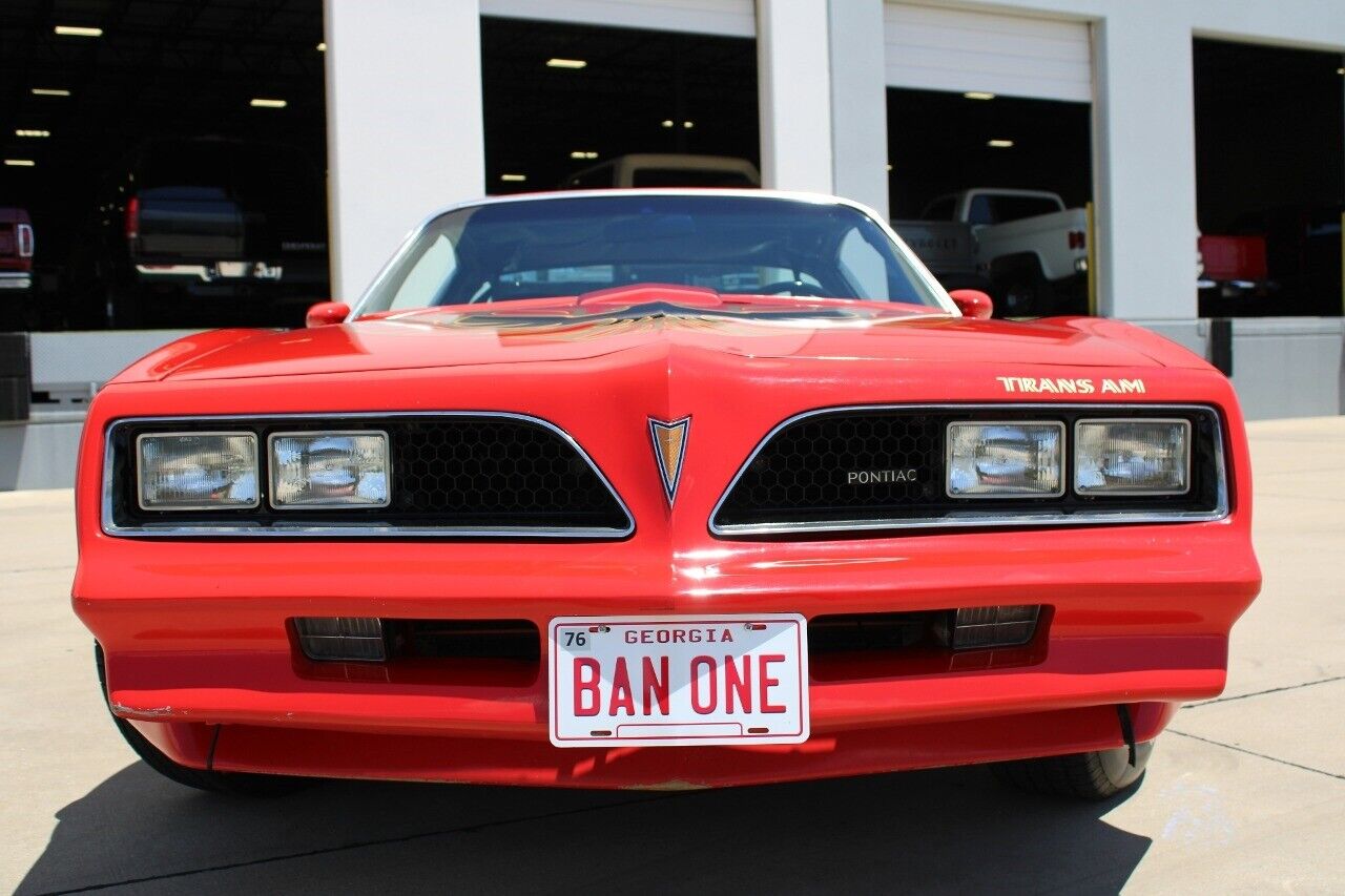 Pontiac-Firebird-Coupe-1977-Red-Black-39900-8