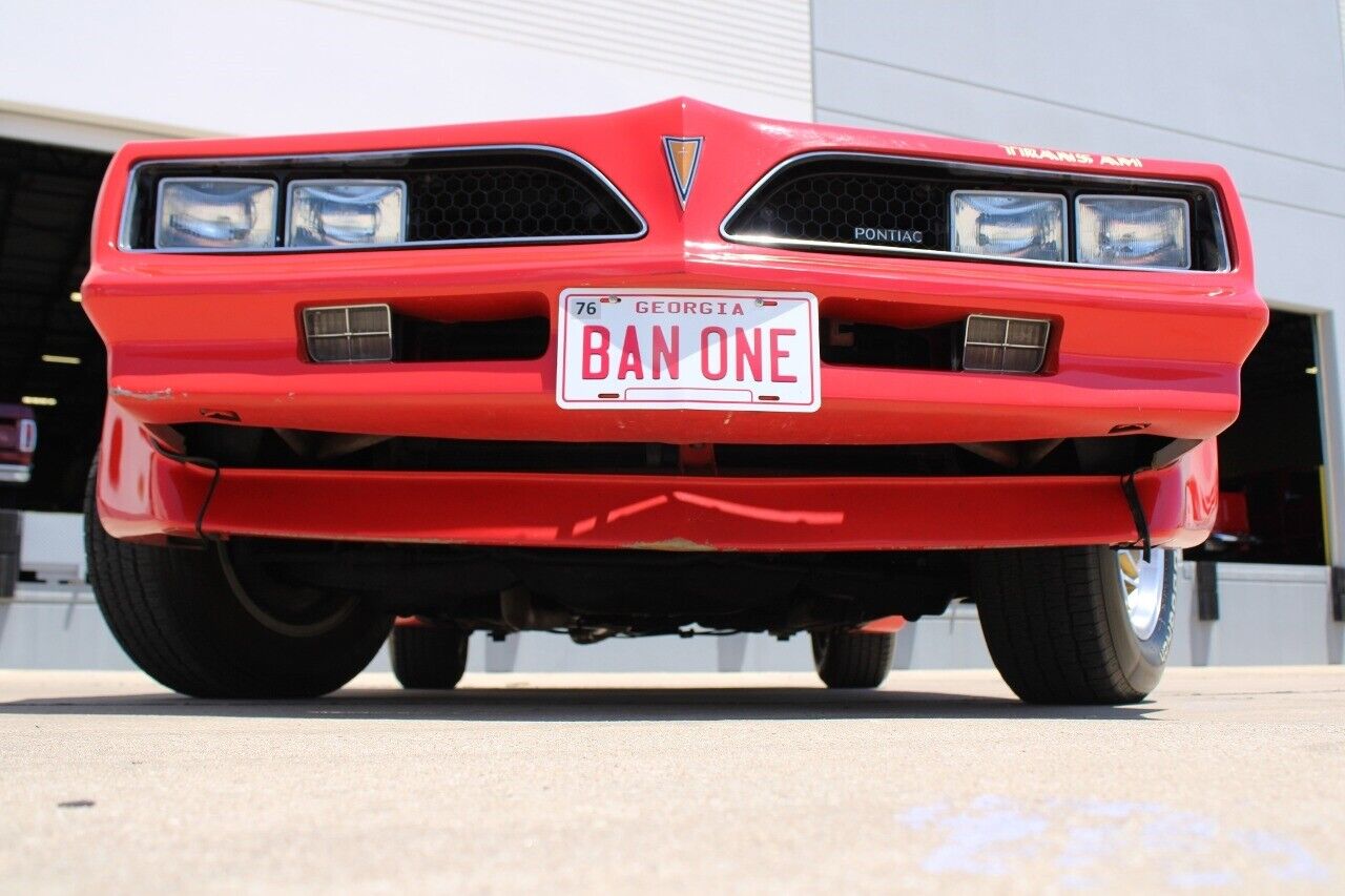 Pontiac-Firebird-Coupe-1977-Red-Black-39900-9